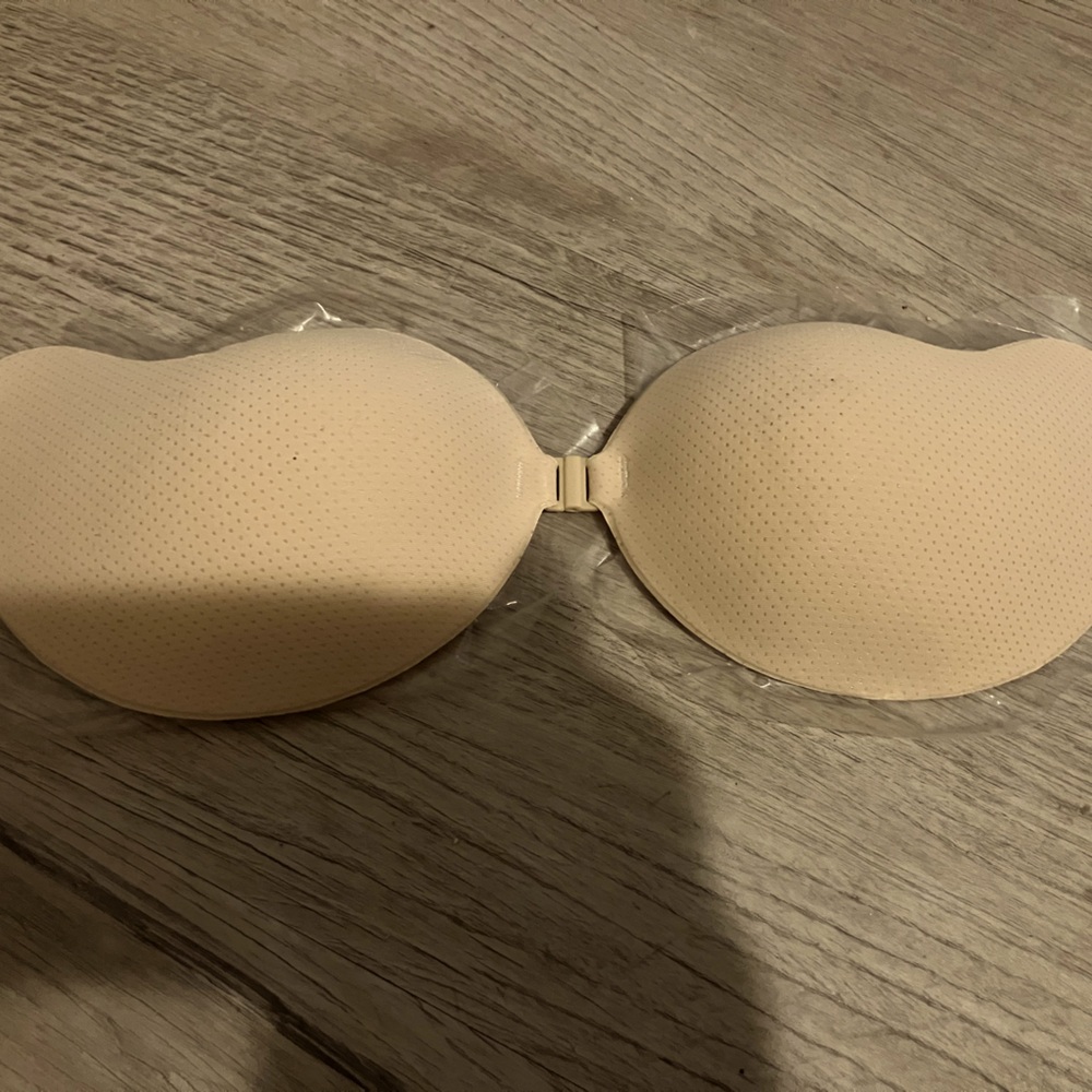 Adhesive Backless/Strapless Push-up Bra